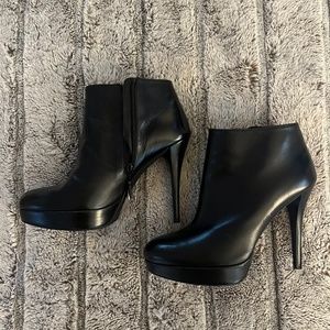 Stuart Weitzman Booties